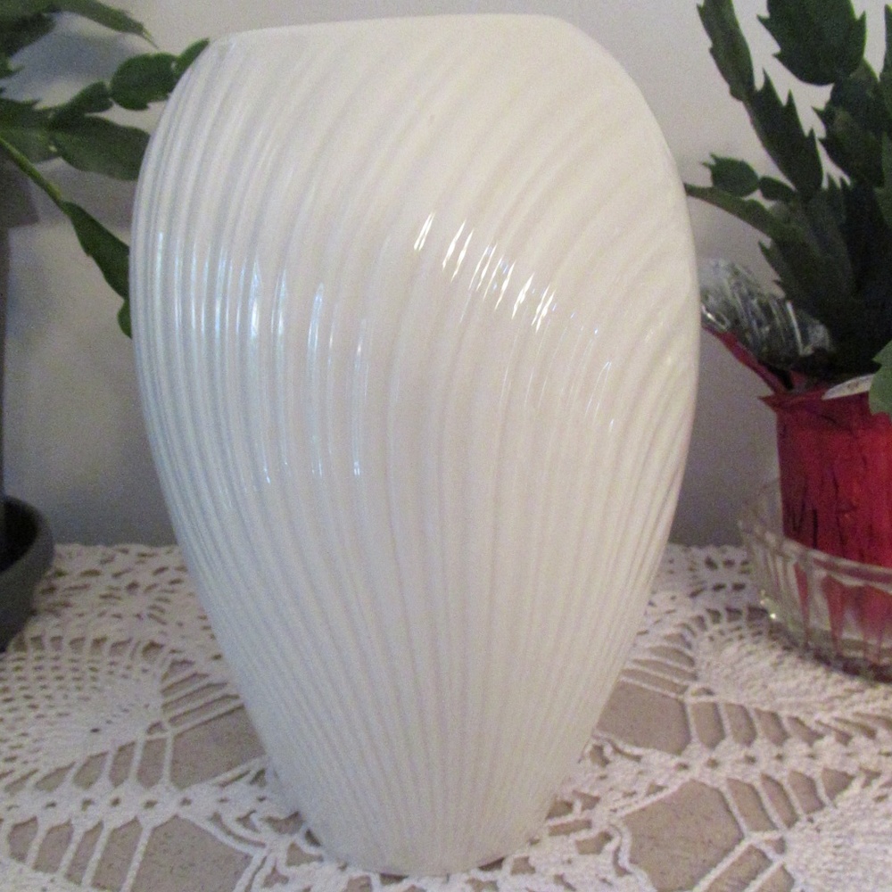 Vintage Lenox Mirage Medium Vase